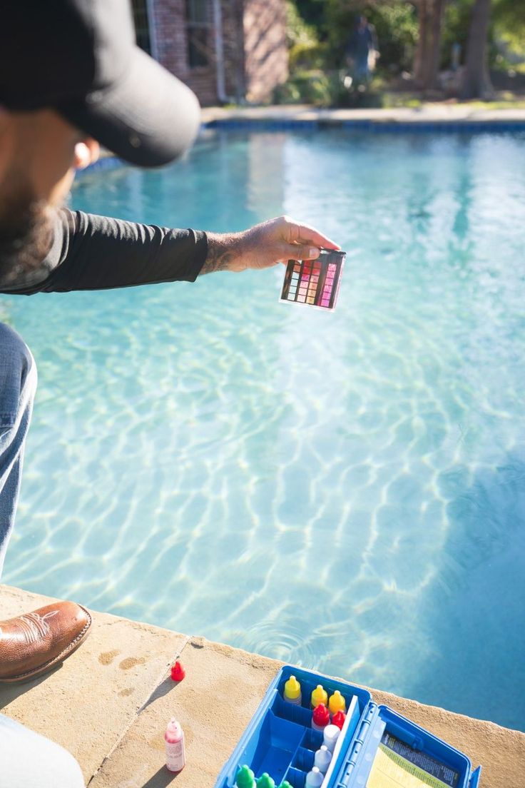 Crystal clear swimming pool in Perth
